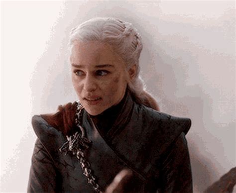 daenerys targaryen gif|Daenerys Targaryen Gifs .